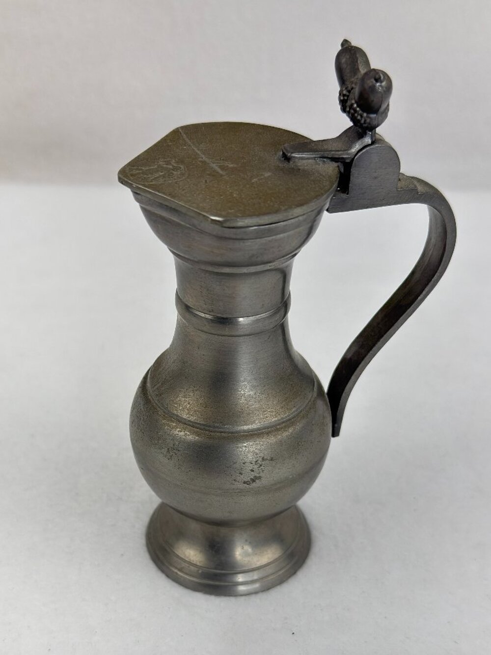 Pewter‎ Lidded Flagon Vintage Angel Mark Acorn Thumbpiece Jug Pitcher